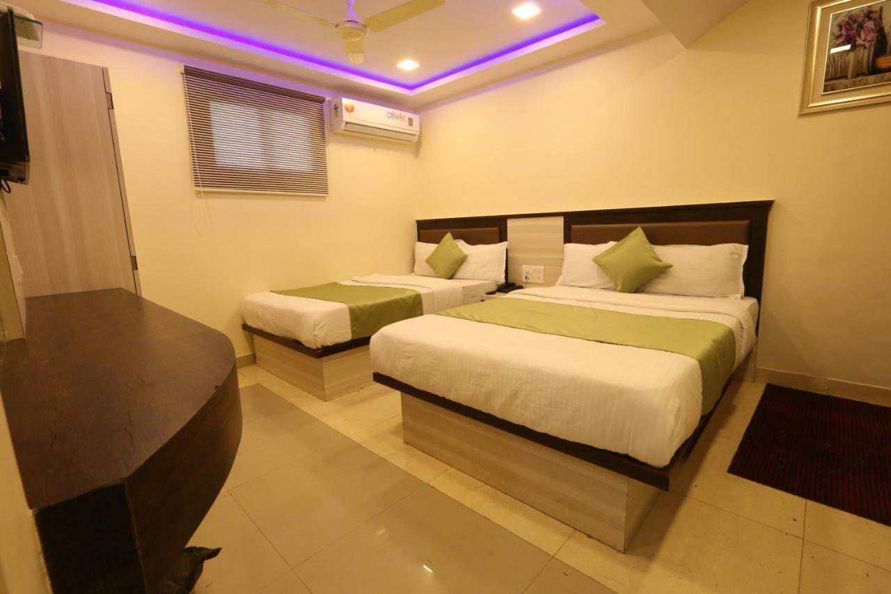 Hotel Happyland Bombay Extérieur photo