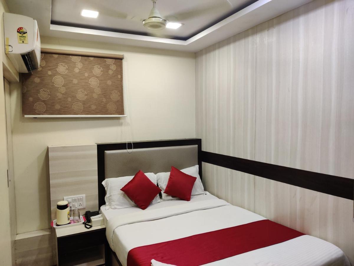 Hotel Happyland Bombay Extérieur photo