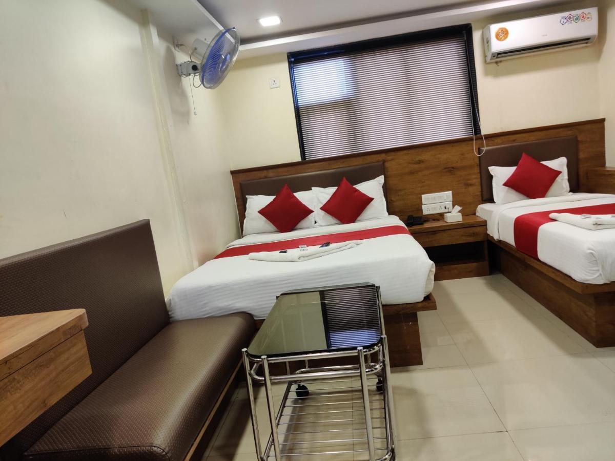 Hotel Happyland Bombay Extérieur photo